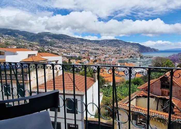 Yana's Nest Appartement *